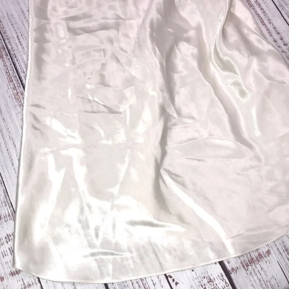 Vintage nightie slip size medium ivory color - Picture 3 of 6